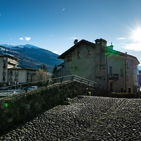 Alpine Apartment Aosta Luaran gambar