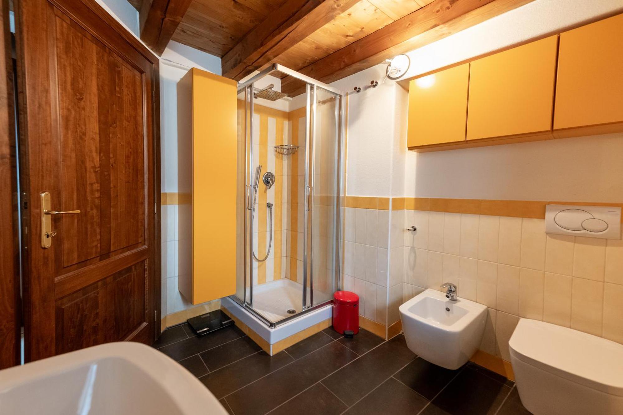 Alpine Apartment Aosta Luaran gambar