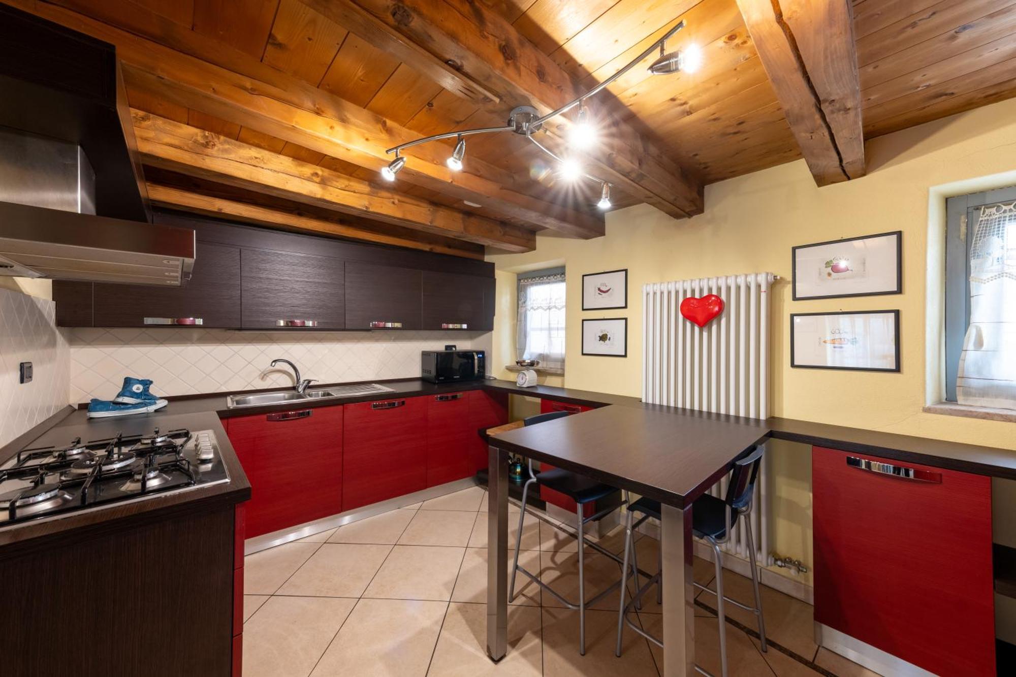 Alpine Apartment Aosta Luaran gambar